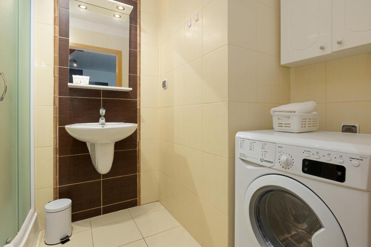 Apartamenty Wisniowy Sad By Noclegi Renters Колобжег Екстер'єр фото