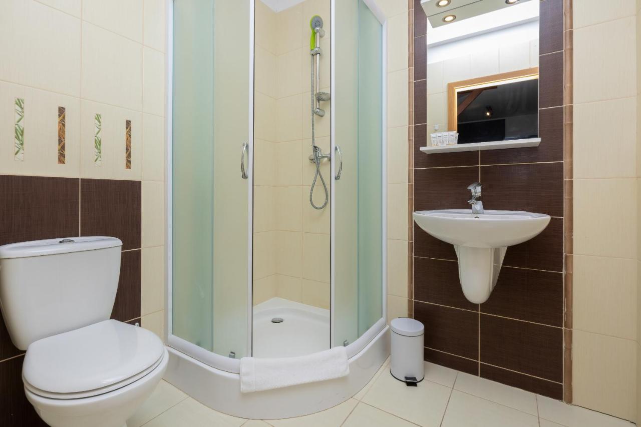 Apartamenty Wisniowy Sad By Noclegi Renters Колобжег Екстер'єр фото